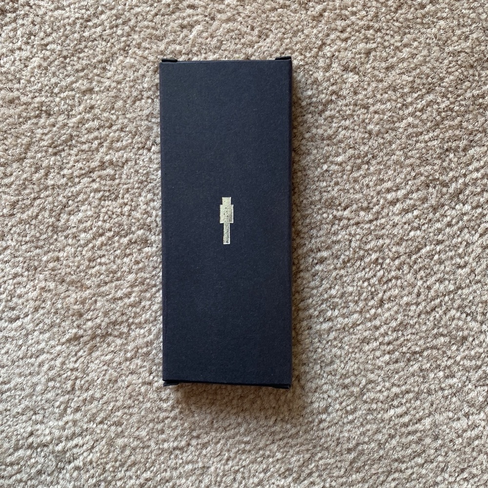 Wireless earbuds. - Picture 3 of 3